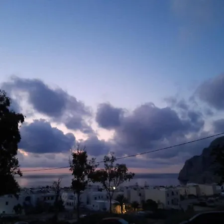 Serenite Santorini Getaway Offering 2 Bedrooms And Stunning Sea Views